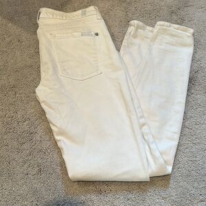 White skinny jeans